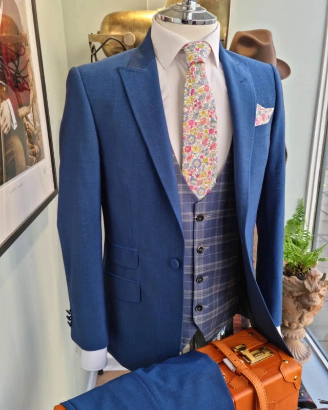 Gallery image 8: suit-4-you