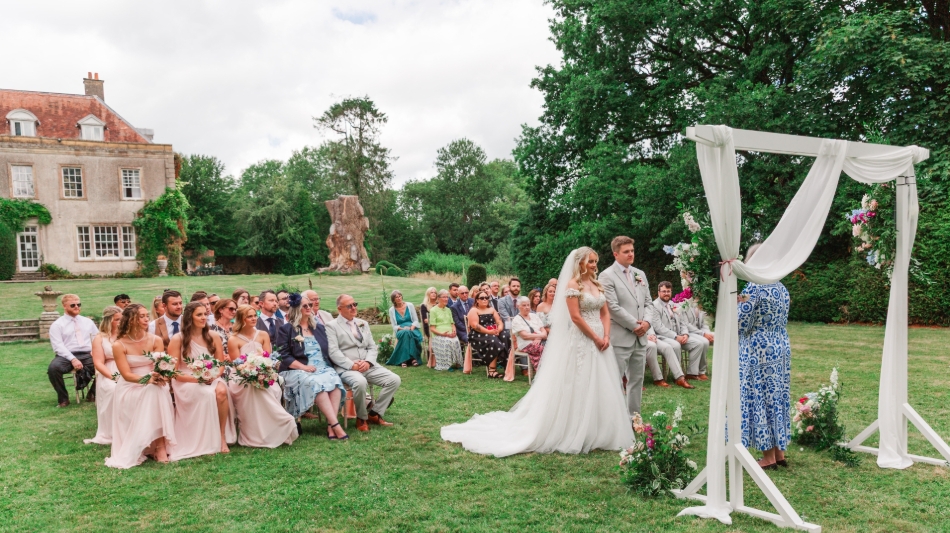 Gallery image 2: holbrook-manor