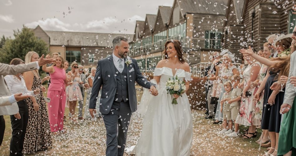 Image 2: De Vere Cotswold Water Park