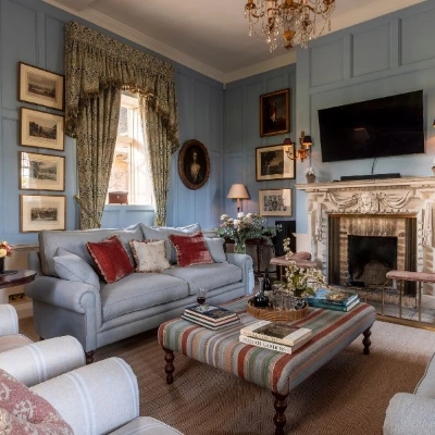 Wedding News: Live like the aristocracy in the heart of Wiltshire