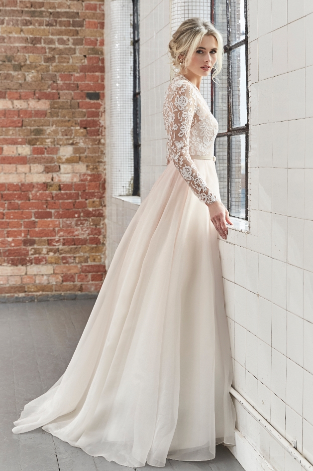 Taunton bridal designer Sassi Holford gives back to NHS staff: Image 1
