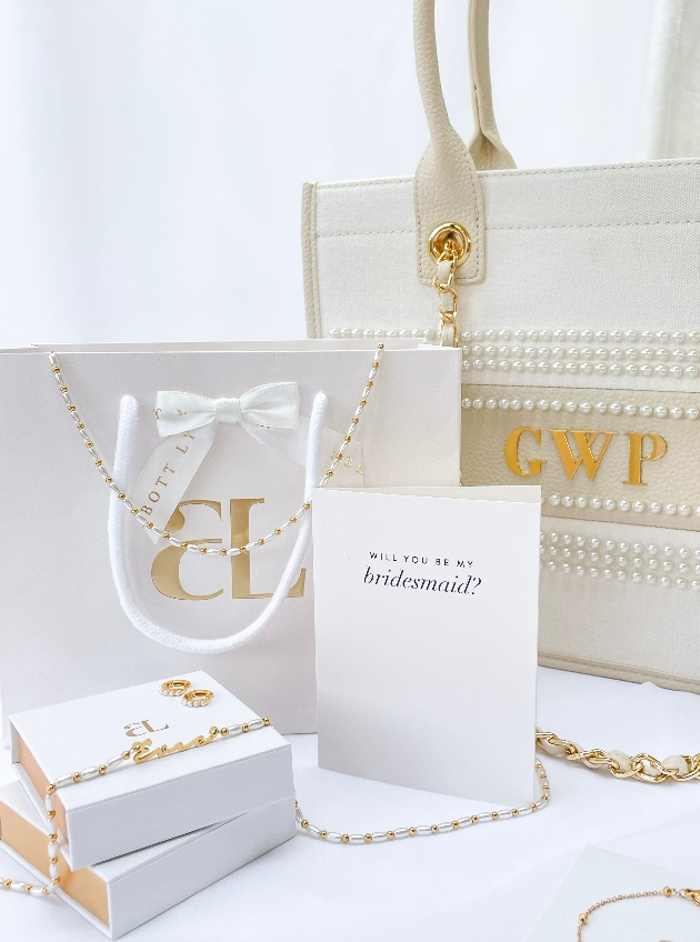 Abbott Lyon selection of wedding party gifts