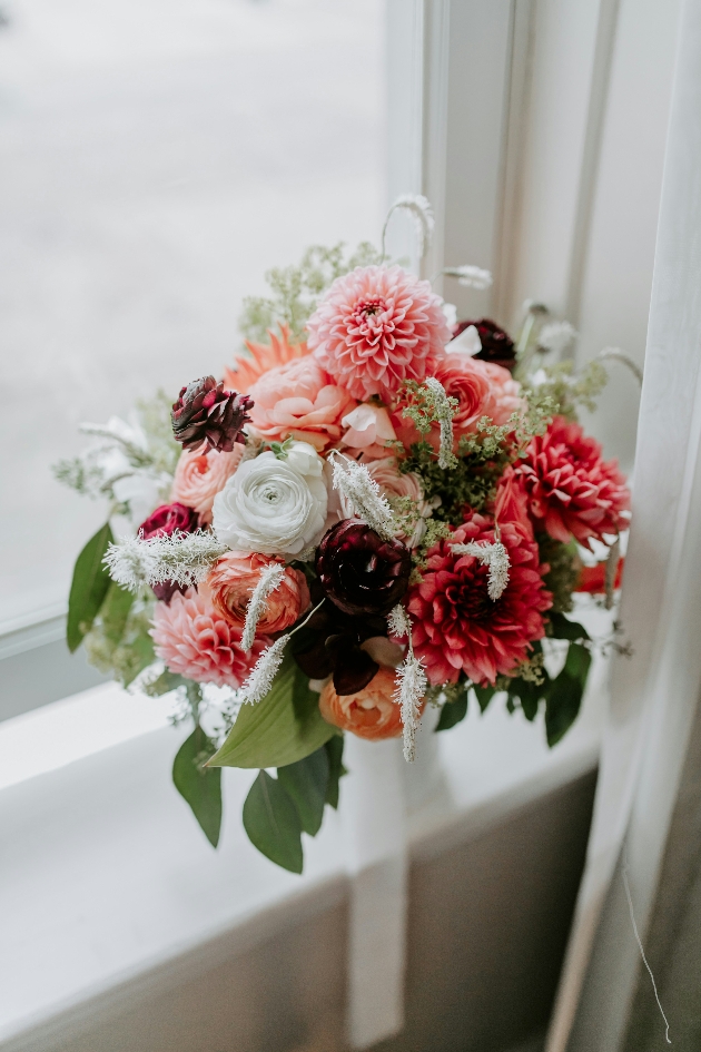 dahlia bouquet pinks and burgundy